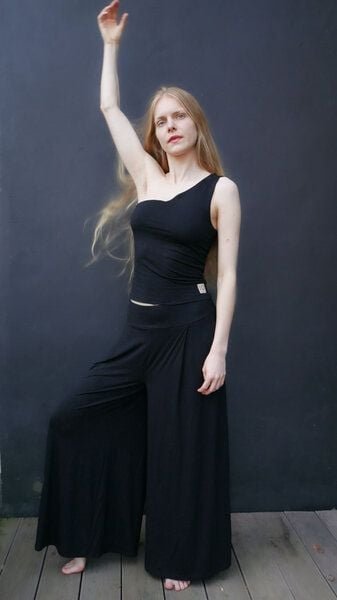 10 BODIES Weite Palazzo-Hose Kundalini TANTRA aus Modal