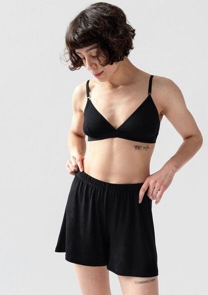 erlich textil Lia Shorts aus weichem Modal, made in Europe