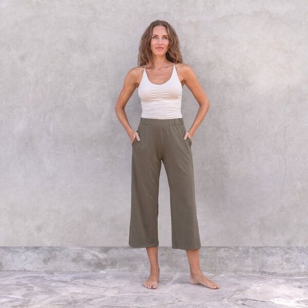 Jaya THEA TENCEL - leichte Sommer- & Yoga Hose, gerade geschnittene Beine, 7/8 Länge, atmungsaktivem Tencel-Biobaumwoll-...
