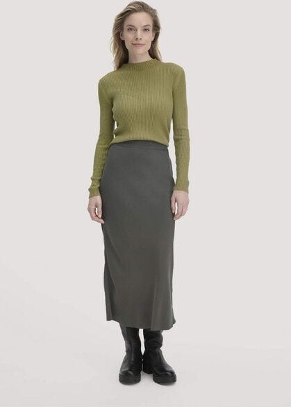 hessnatur Rock Midi Regular aus reiner LENZING ECOVERO  Viskose