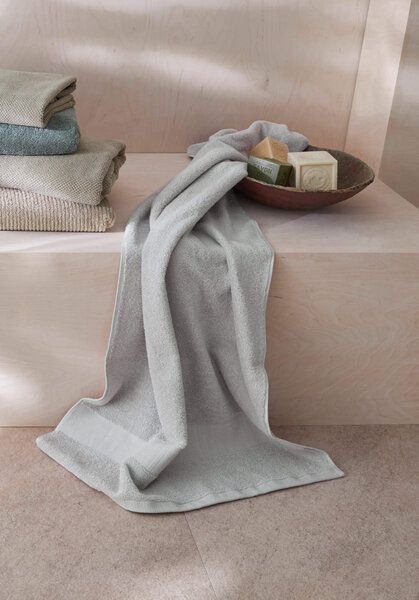 hessnatur Frottier Handtuch aus reiner Bio-Baumwolle