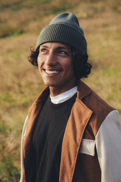 Kopyto ANTILOPE - Mütze mit hohem Rippstrickbund aus plüschiger 100% Merinowolle RWS-zertifiziert