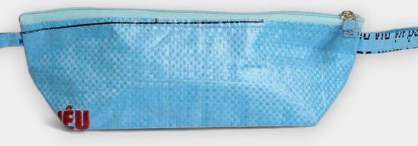 REFISHED fair fashion Penal 'PENCIL CASE' - upcycelte Fischfuttersäcke