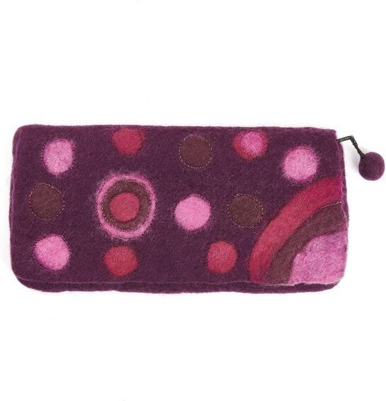 short'n'pietz handgefilztes Täschchen "Bubble" mit Reißverschluß und Stickerei