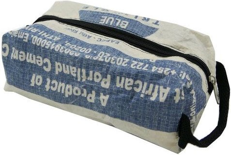 Nyuzi Blackwhite Kulturbeutel | Upcycling Waschtasche aus altem Zementsack