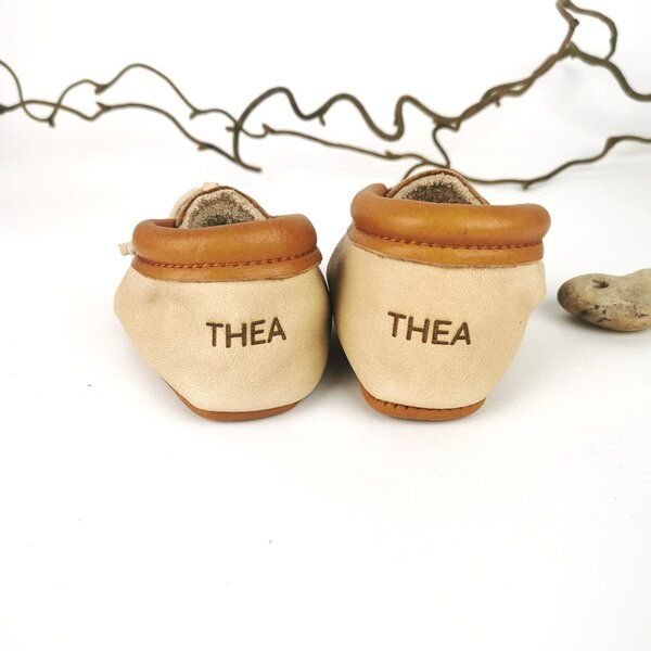 noa&lou Mokassins Krabbelpuschen / Lederpuschen für Babys mit dem Namen deines Kindes