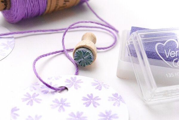 STUDIO KARAMELO MINI-STEMPEL, verschiedene Blüten