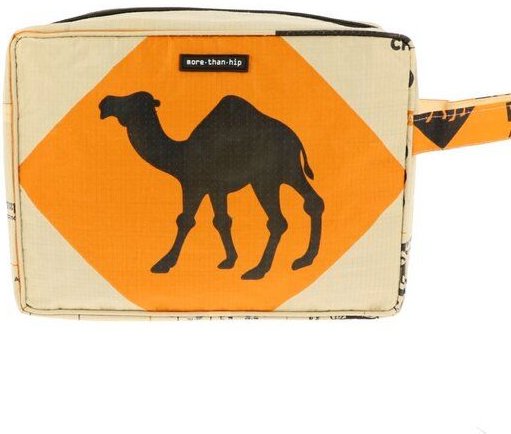 MoreThanHip Kulturbeutel aus recyceltem Zement- oder Fischfuttersack - Yindee