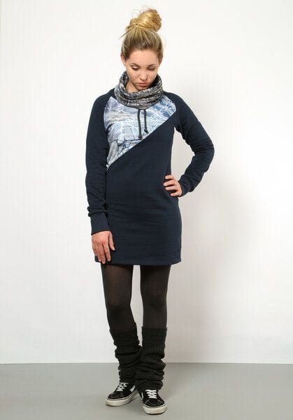 Die rote Zora Winterkleid Eiskönigin