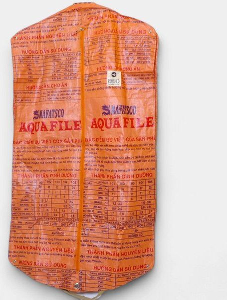 REFISHED fair fashion Kleidersack 'SUIT BAG' - upcycelte Fischfuttersäcke