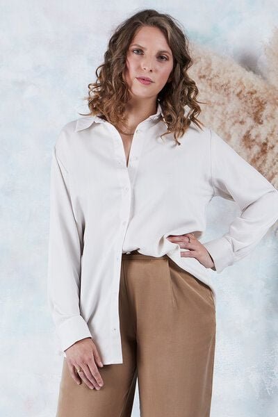 Thumbnail - l'amour est bleu Unisex Hemd Modell Laurent Tencel