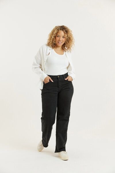 Flax and Loom Tencel Wide Leg Jeans Modell: Etta