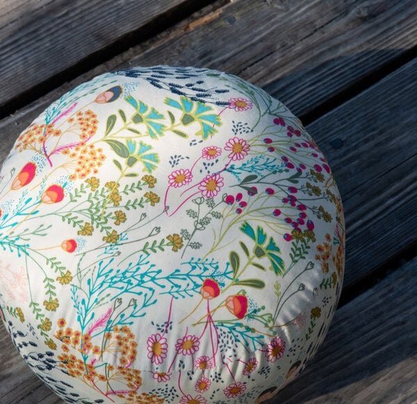 Goldwerk Schliersee Meditationskissen Wilde Wiese, weiß