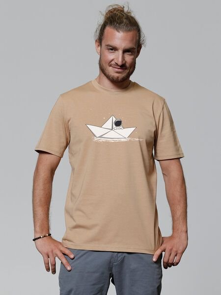 watapparel T-Shirt Astronaut in paper boat