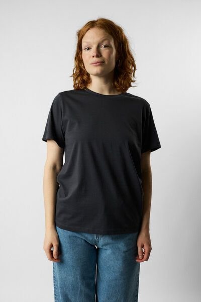 ettics STUDIO classic organic women's tee