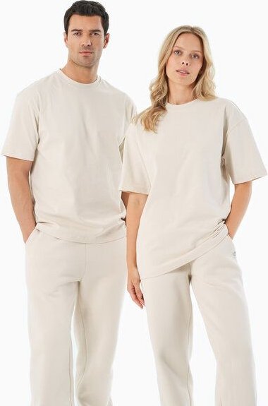 ORGANICATION TUSSEM | Essentials Travel Unisex T-Shirt aus Bio-Baumwolle