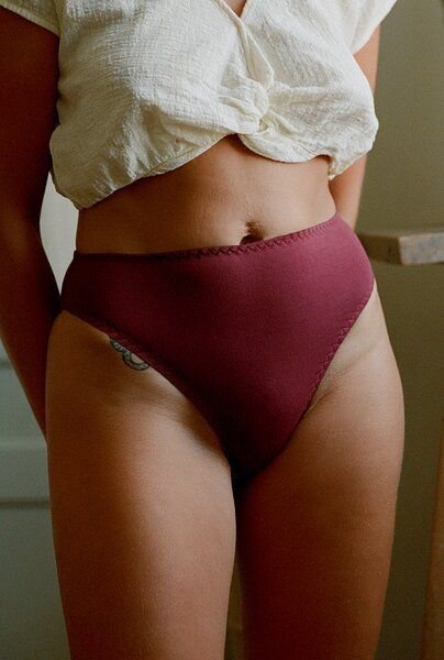 Nénés Zeitlose hochgeschnittene Unterhose