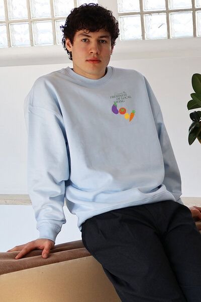 Kultgut Biofair- ESSENTIALS CREW Sweatshirt /Freshness of local living
