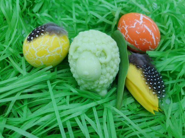 Kleine Auszeit Manufaktur Osterlämmchen / Pummelschäfchen - Naturseife, vegan, palmölfrei & plastikfrei