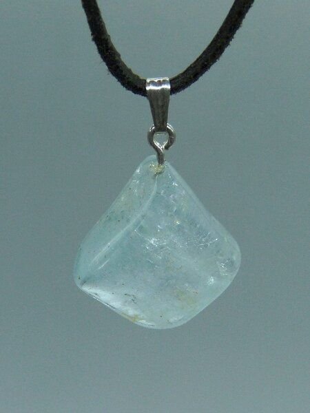 OneWorldMinerals Aquamarin aus dem Himalaya, Edelstein - Schmuckanhänger, mit Silberöse