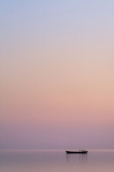 Photocircle Poster / Leinwandbild - Still Waters of Lake Tai