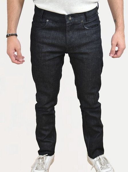 Aatise Straight fid mid-raise Jeans schwarz aus Bio-upgecycelter Baumwolle