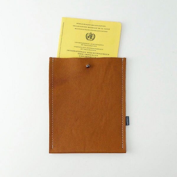 matilda k. manufaktur Ausweishülle 'oscar' aus Leder in 3 Farben (hellbraun | dunkelbraun | schwarz)