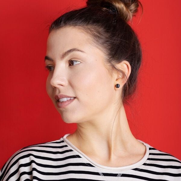 ALEXASCHA Kleine Glas Ohrstecker Rund | PUREFORM