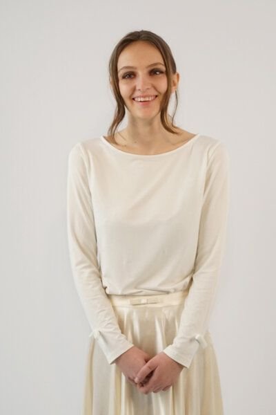 SinWeaver alternative fashion Brautoberteil schlicht langarm mit Zierschleifen