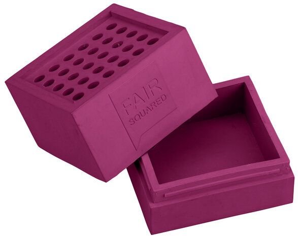 FAIR SQUARED Seifenbox aus 100 % Nautkautschuk