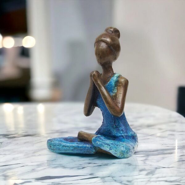 Moogoo Creative Africa Bronze-Skulptur Yoga "Danielle" | by Hamidou | Unikate
