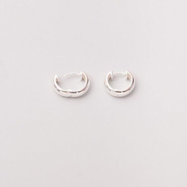 fejn jewelry Ohrringe 'shiny huggie' runde Creole