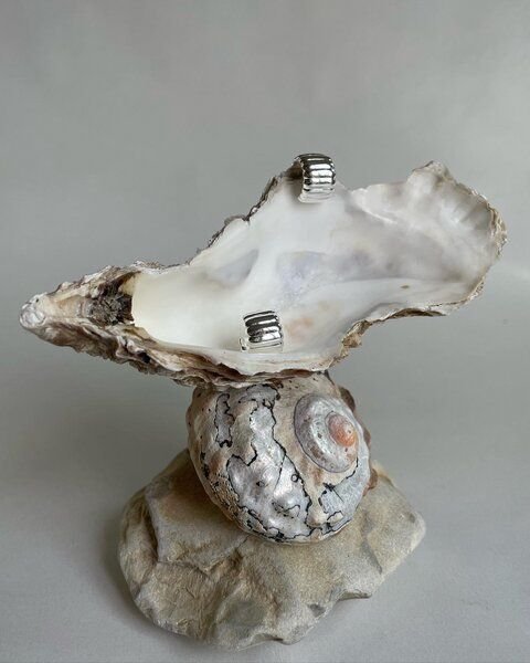 noemvri fashion label Liniencreole