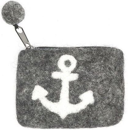 short'n'pietz handgefilztes Täschchen mit eingefilztem Anker