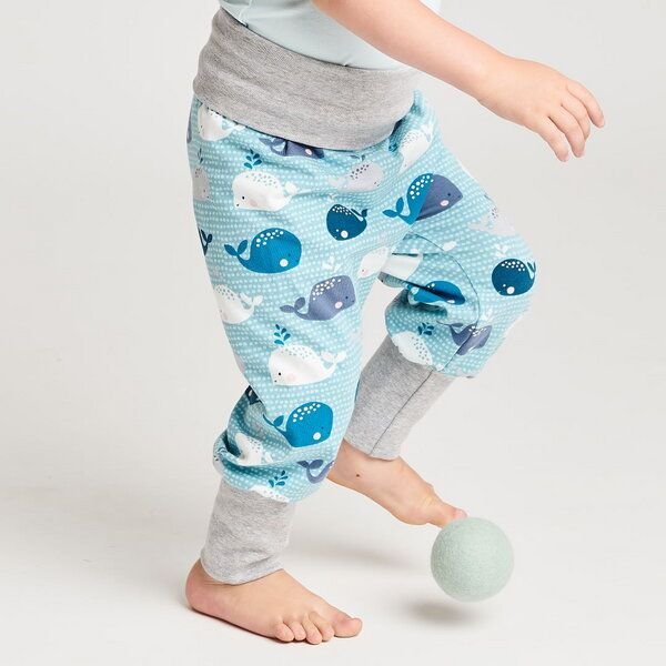 Cheeky Apple Pumphose aus Bio-Baumwolle "Wale" Blau/Zartrosa/Grau