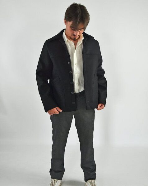 Aatise Herrenjacke aus schwarzer upgecycelter Wolle made in France Zuffle