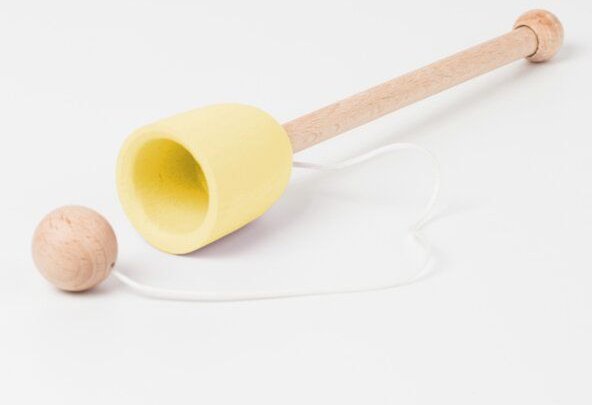 Thumbnail - Becher und Ball aus Holz von Me&Mine