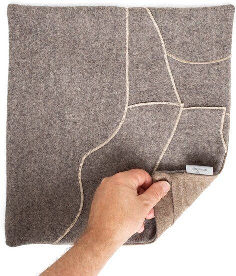 nahtur-design Dekokissen "zero-waste" aus kuscheliger Schurwolle | Unikate