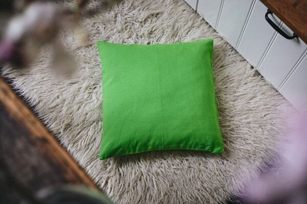 HängemattenGlück Sofakissen / Kopfkissen aus reiner Bio Baumwolle (Bezug und Füllung) 40x40cm Grüntöne