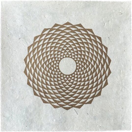 Veskor Cassiopeia ETERNA FLORO Heilige Geometrie Linoldruck | 21 × 21 cm | Gold auf Naturweiß