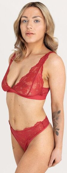 erlich textil Classy Lace String mit Spitze aus weichem recyceltem Polyamid, made in Europe