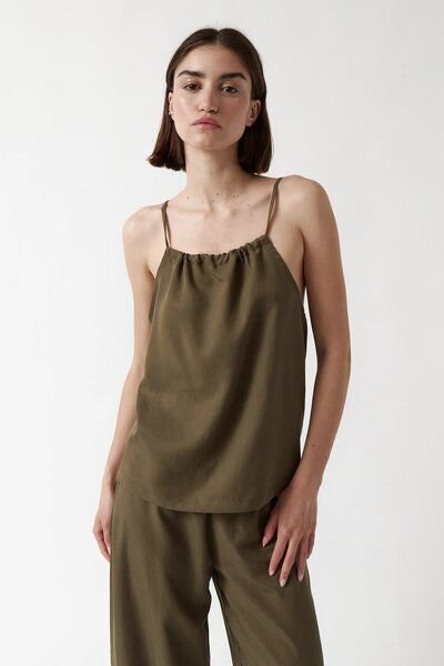 amt. studio Orchid top