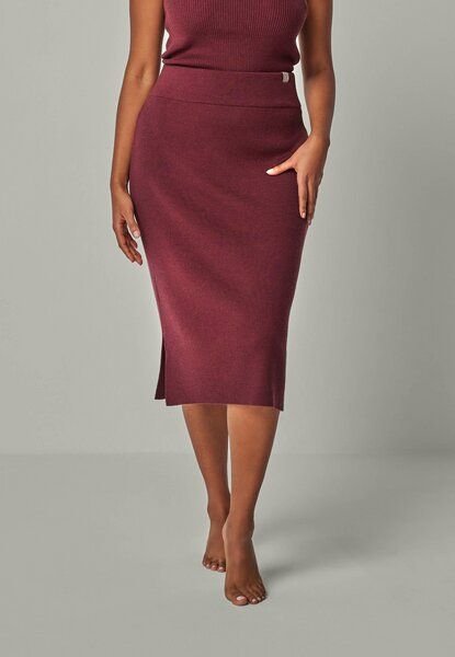 YOU LOOK PERFECT 100% Merino gerippter Strickrock "Erika"