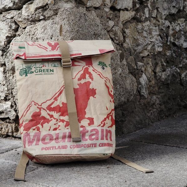 REFISHED fair fashion Rucksack 'BACKPACK' - upcycelte Zementsäcke