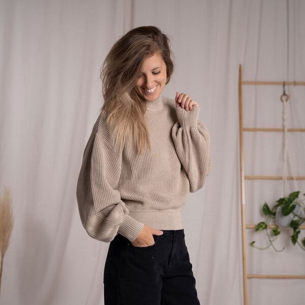 Vresh Clothing Alva V1, Strickpullover mit Stehkragen aus Biobaumwolle