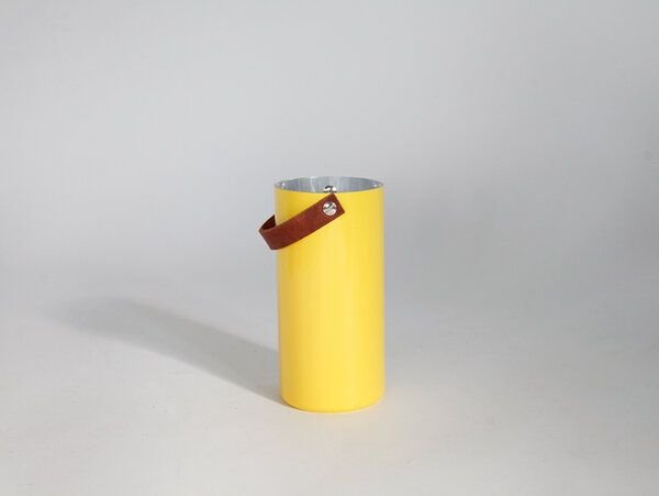 werkvoll by Lena Peter Recycling Feuerlöscher Henkeldose FIRE