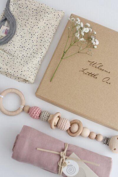 NoniKids Berlin NoniKids Geschenkebox * One Little Year * rose | GOTS & Bio