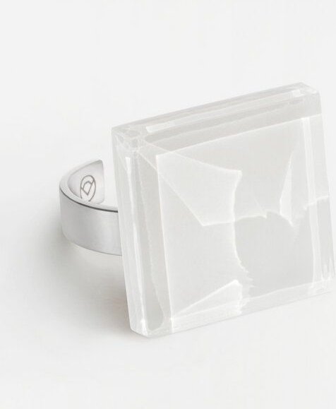 ALEXASCHA Geometrischer Statement Ring aus Glas | PUREFORM
