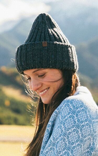 Kopyto GULO MELANGE 100% Merinowollmütze mit breitem Rippmuster