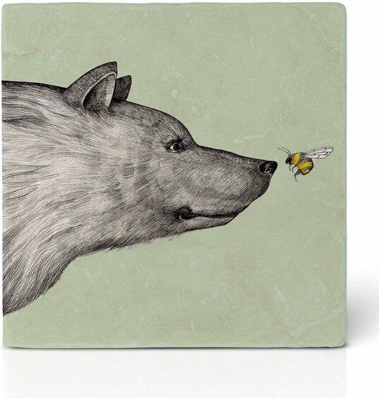 Fliesenuntersetzer »Die Begegnung« Bär & Hummel von LIGARTI | Design Untersetzer | Natursteinfliese